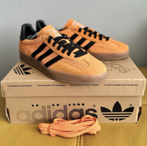 Brand new adidas originals - 🔥brand,