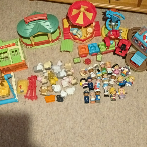 Elc happyland mixed playset - elc,