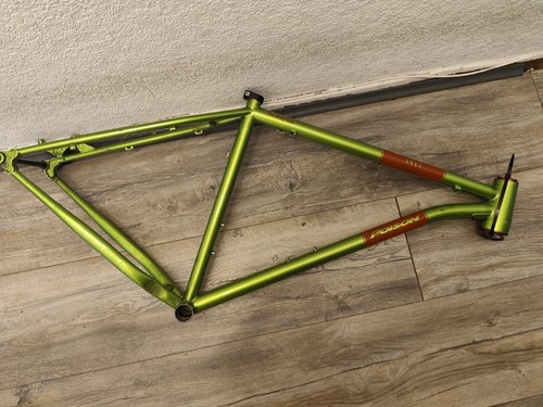 Poison e605 frame - poison, 48)