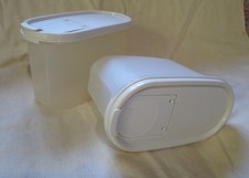Pair of vintage Tupperware