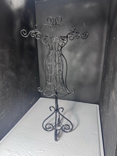 Black metal wire dress form - black,