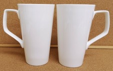 Set of 2 White Mugs Fine Bone