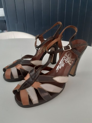 Vintage 70s shoes bar - vintage, t-bar