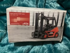 Condrad 1:25 Linde Forklift