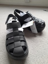 Crocs Stomp Fisherman Sandals