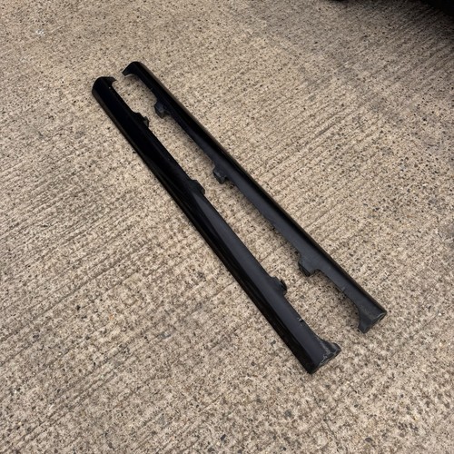 Genuine pair side skirts - genuine,