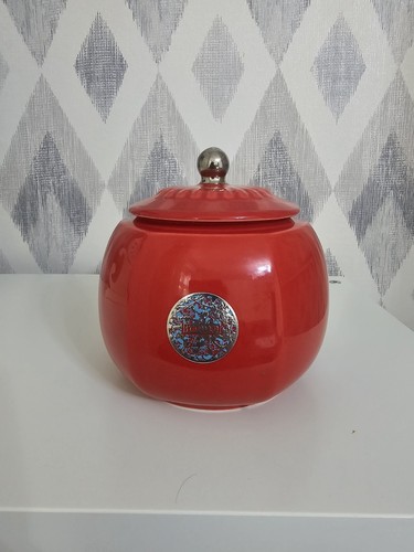 Ceramic loose tea caddy - loose,