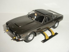 Scalextric - Aston Martin VS