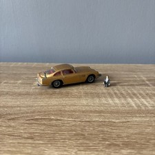 Vintage 1965 Corgi 261 James