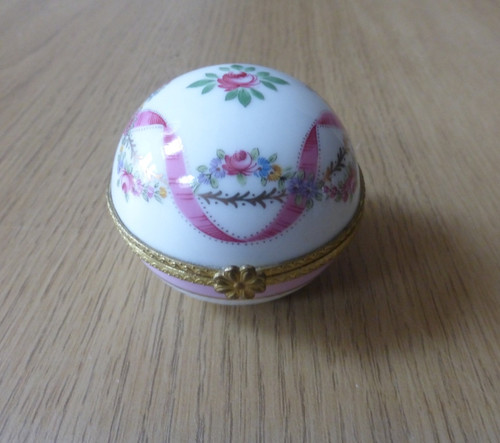 Past times porcelain trinket - times,