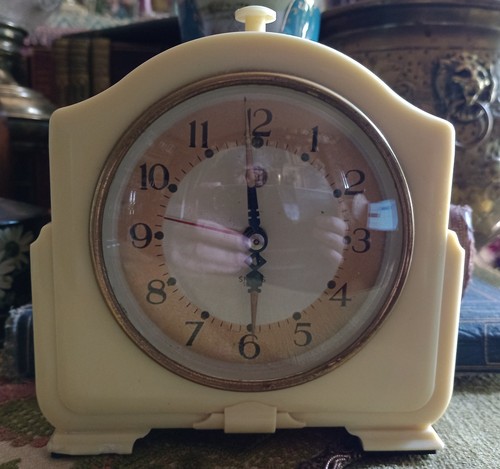 Vintage art deco smiths - vintage,
