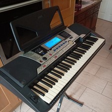 YAMAHA  PSR-550 550  keyboard
