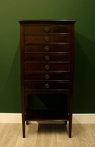 Early 20th century - early, mahogany