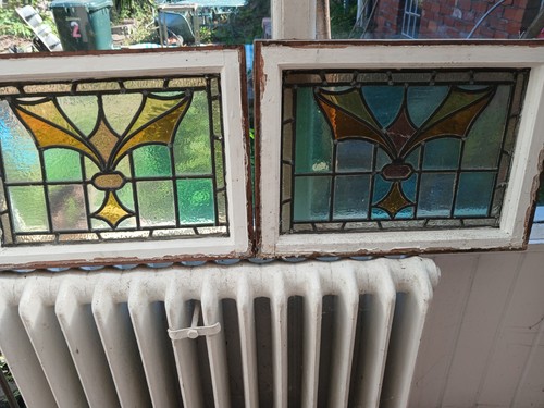 Two stunning antique leaded - stunning,