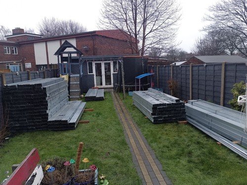 Drylining studs