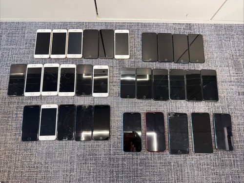 Job lot iphone 8 se - 50, 7,