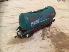 Lot..050X...OO GAUGE LIMA PCA TANKER...ALBRIGHT & WILSON..MUCKED UP.........#05#