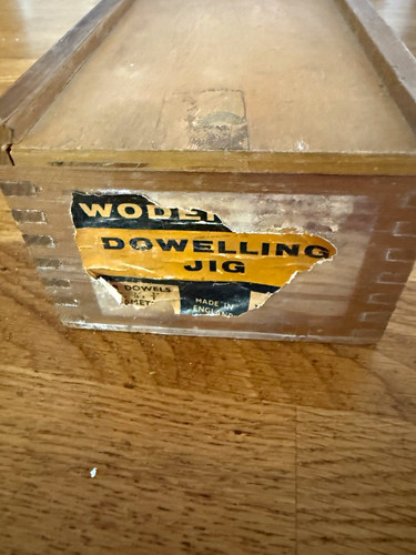 Vintage woden dowelling - woden,