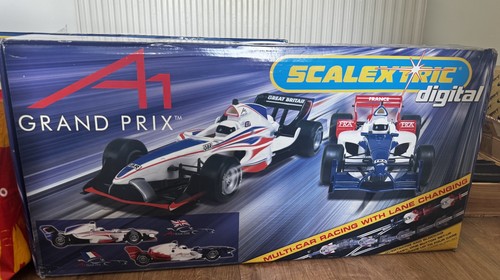 Scalextric grand prix - scalextric,