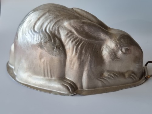 Vintage aluminium rabbit jelly - vintage,