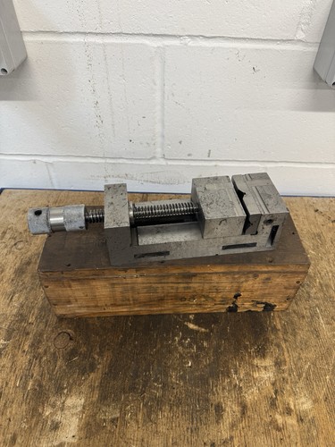 Tool makers vice jaw - tool,
