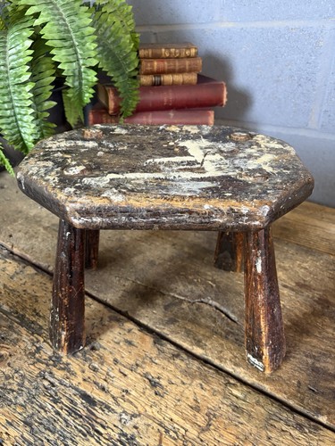 Antique vintage wooden stool - wooden,