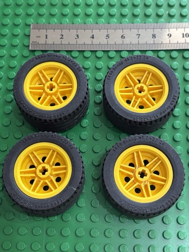 Lego large yellow - large, spoked