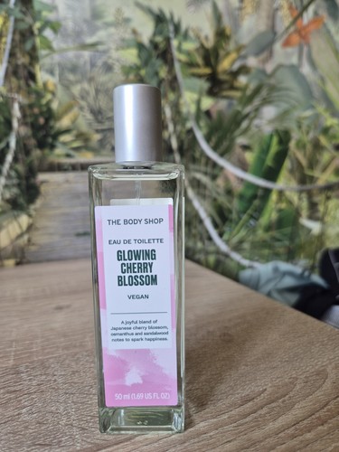 The body shop glowing cherry - shop,