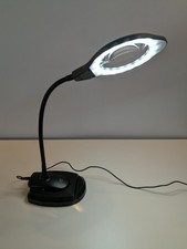 Magnifying Desk Lamp