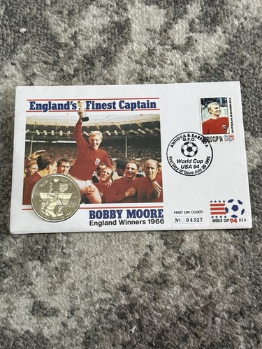 Bobby moore england - bobby, 1966