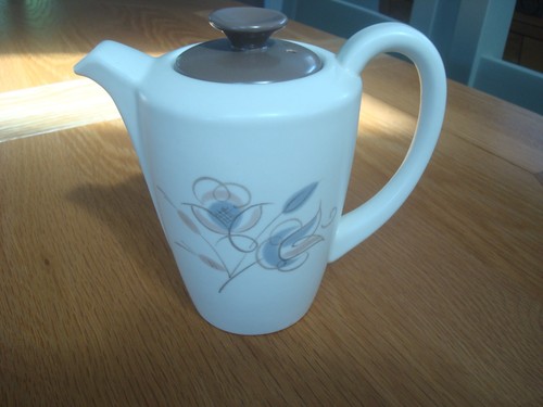 Poole pottery streamline - pottery,