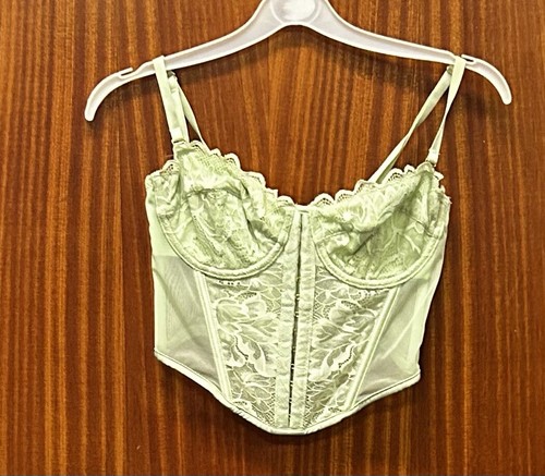 Primark size 32c - size,
