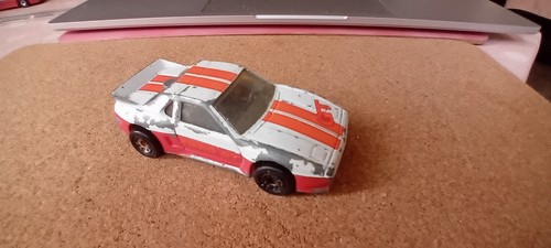 Matchbox pontiac fiero - matchbox,