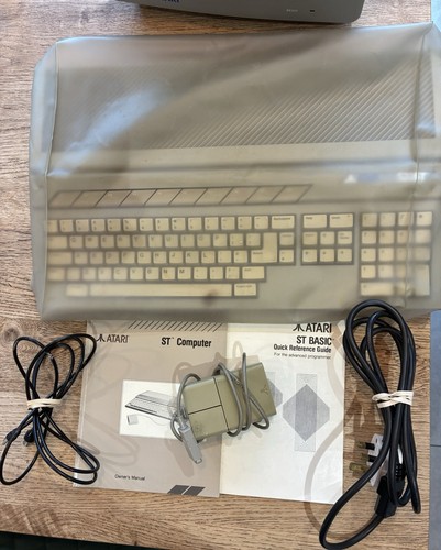 Atari 520ste computer - atari,