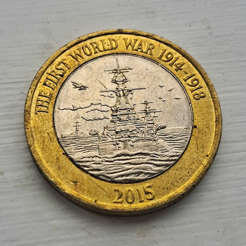 2015 two pounds coin - two,