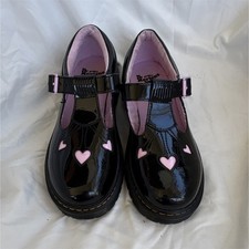 Dr. Martens Mary Jane Heart