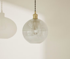 M&S Small Ridged Glass