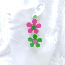 Modern Green Pink Acrylic Link