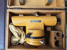 Carl Zeiss Jena Builders