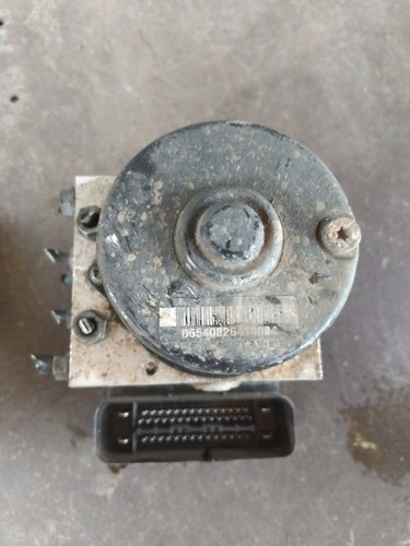 Volkswagen golf mk5 abs pump - volkswagen,