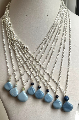 Top drilled common - top, opal