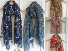 BNWT FAT FACE LADIES SCARF