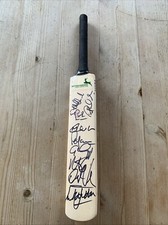 VINTAGE MINIATURE/MINI GENUINE SIGNED CRICKET BAT-NOTTINGHAMSHIRE-LANCASHIRE