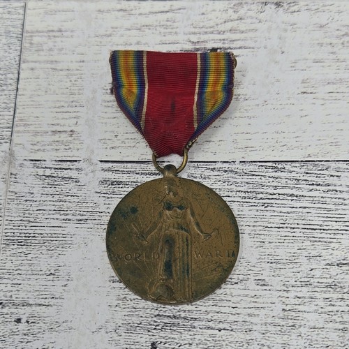 Vintage wwii ww2 victory medal - victory,
