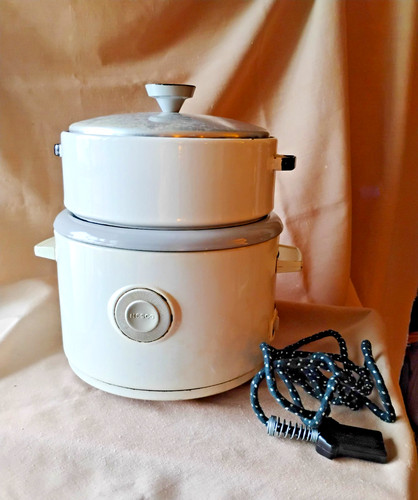 Vintage 1940 nesco level - 1940's,