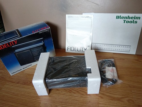 Fidelity radio r100 new - fidelity, old