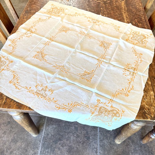 Vtg linen tablecloth 34x34 - vtg,