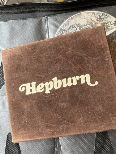 Hepburn - hepburn, 2000)