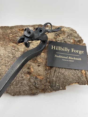 Poker hand forged dragon head - poker,,