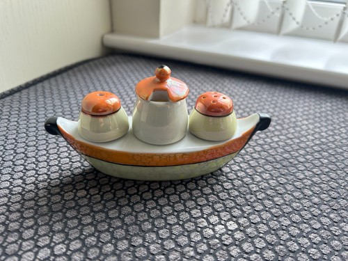 Vintage lustre cruet - boat, salt
